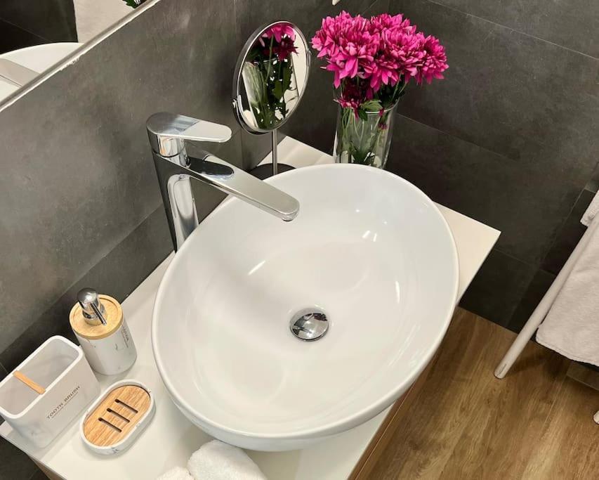 Beada Comfort Stay Cagliari Exteriör bild